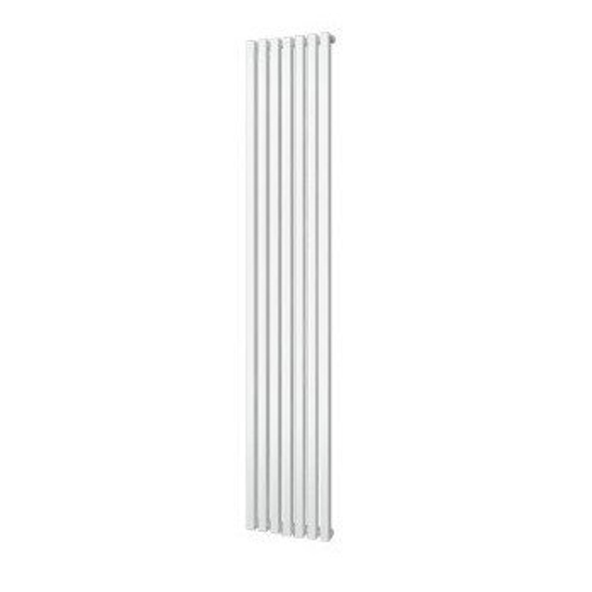 Plieger Siena Designradiator Verticaal Enkel 1800x318mm 766W Mat Wit