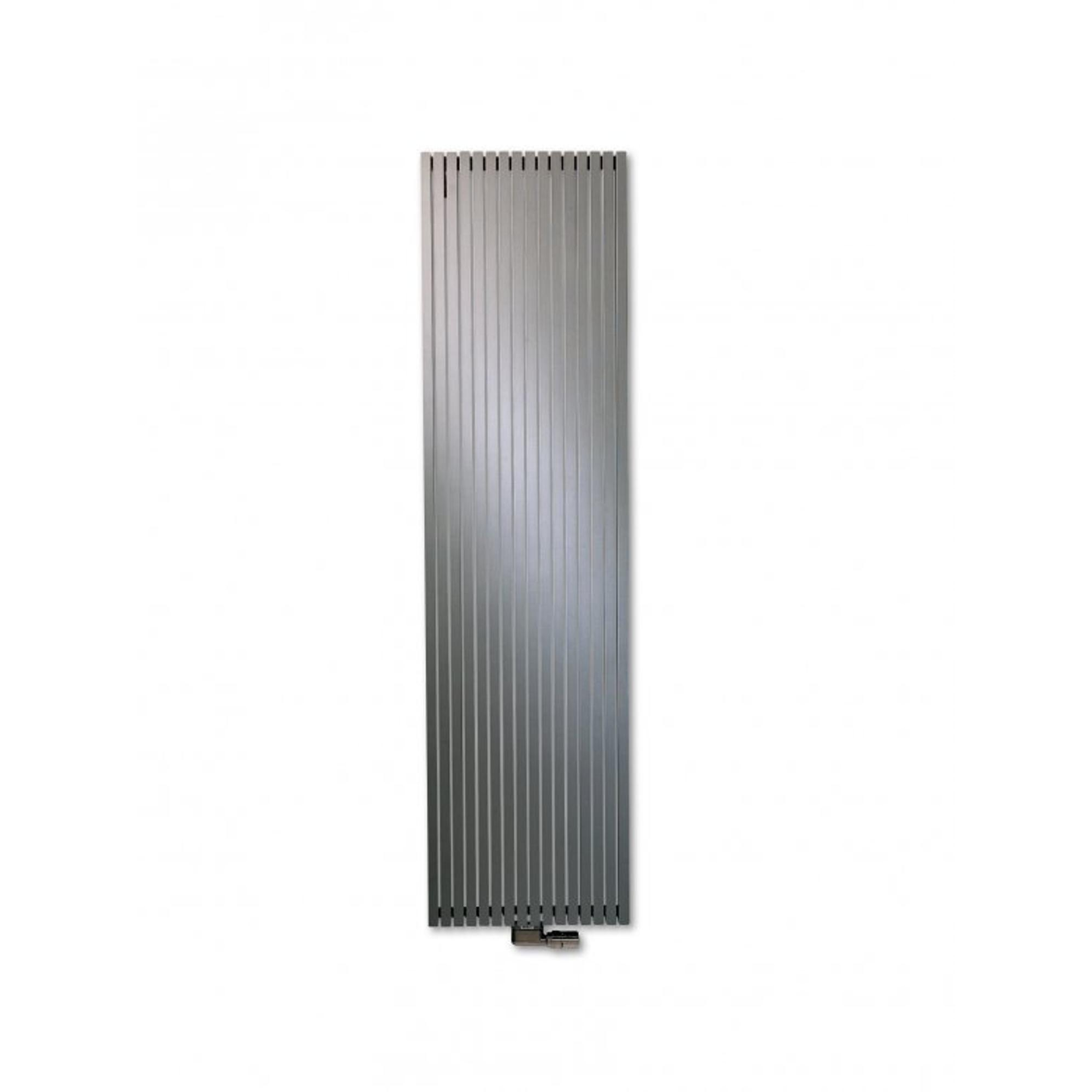 Vasco Carre Designradiator H180xD8.5xL41.5cm 1643W Staal Antracietgrijs